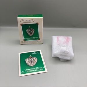2003 Hallmark Keepsake Charming Hearts Miniature Ornament Photo Holder NIB NEW